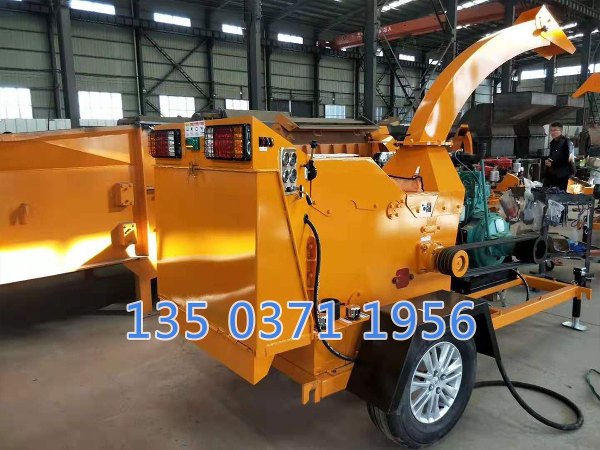 移動樹枝粉碎機(jī)