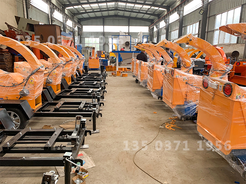 恩施市香菇料樹(shù)枝粉碎機(jī)