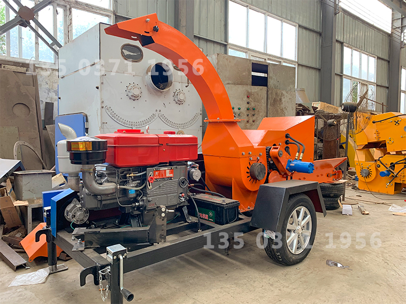 小型樹(shù)枝粉碎機(jī)