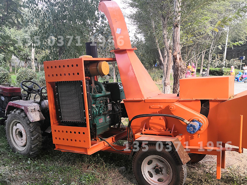 中型樹枝粉碎機(jī)