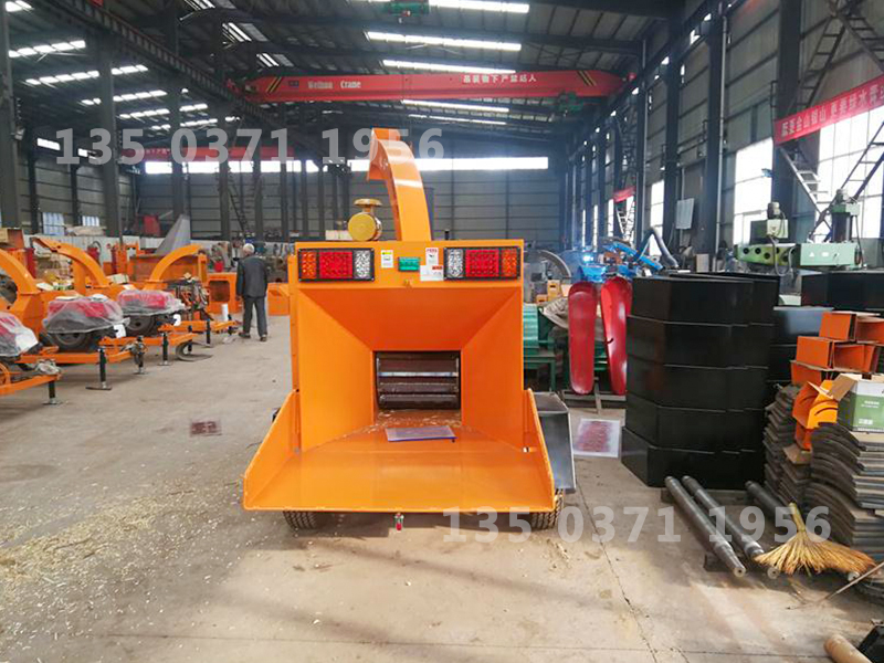 新款樹枝粉碎機